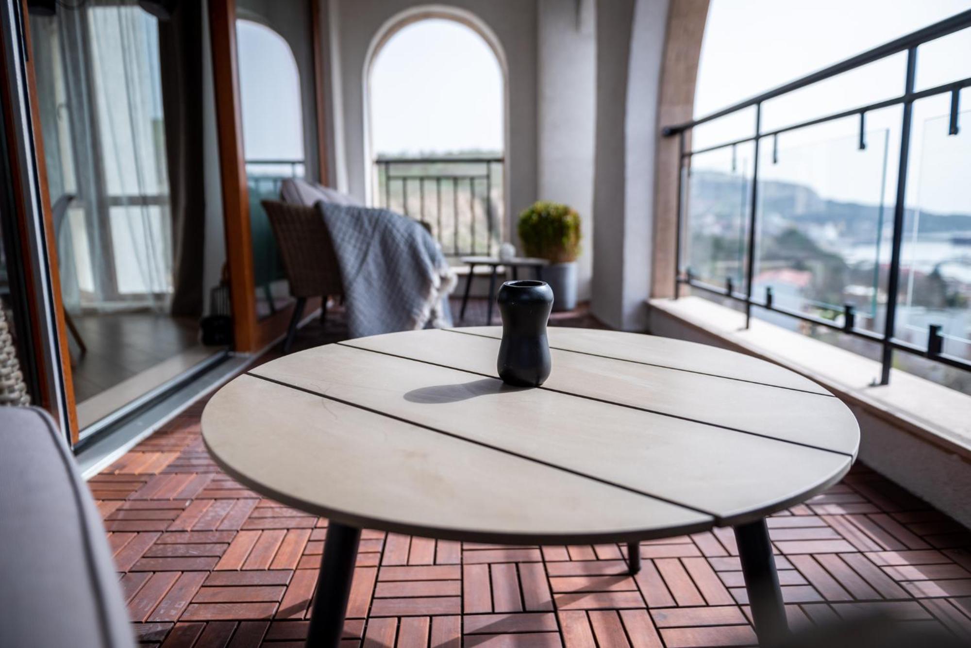 Queen'S Palace Balchik Apartment Luaran gambar
