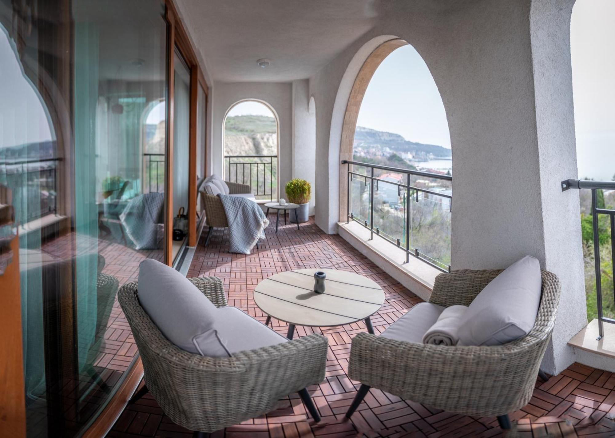 Queen'S Palace Balchik Apartment Luaran gambar