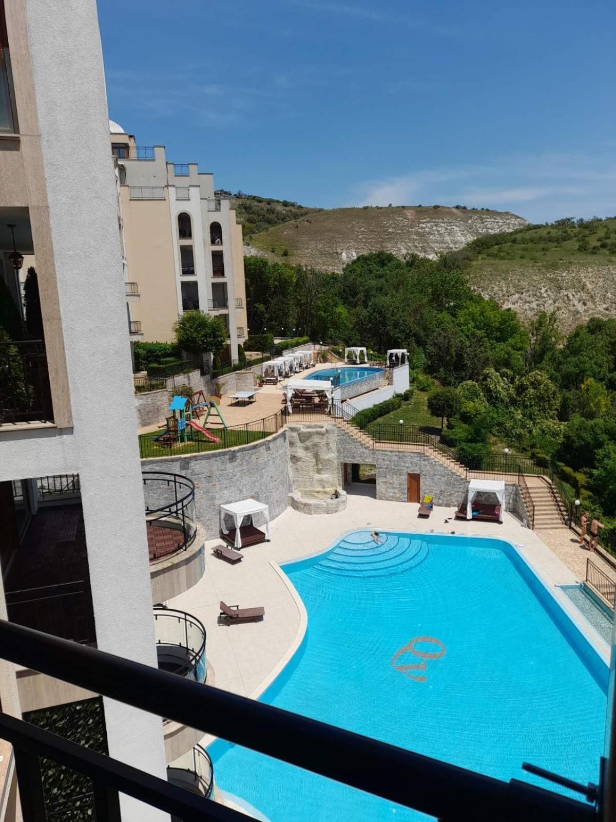 Queen'S Palace Balchik Apartment Luaran gambar