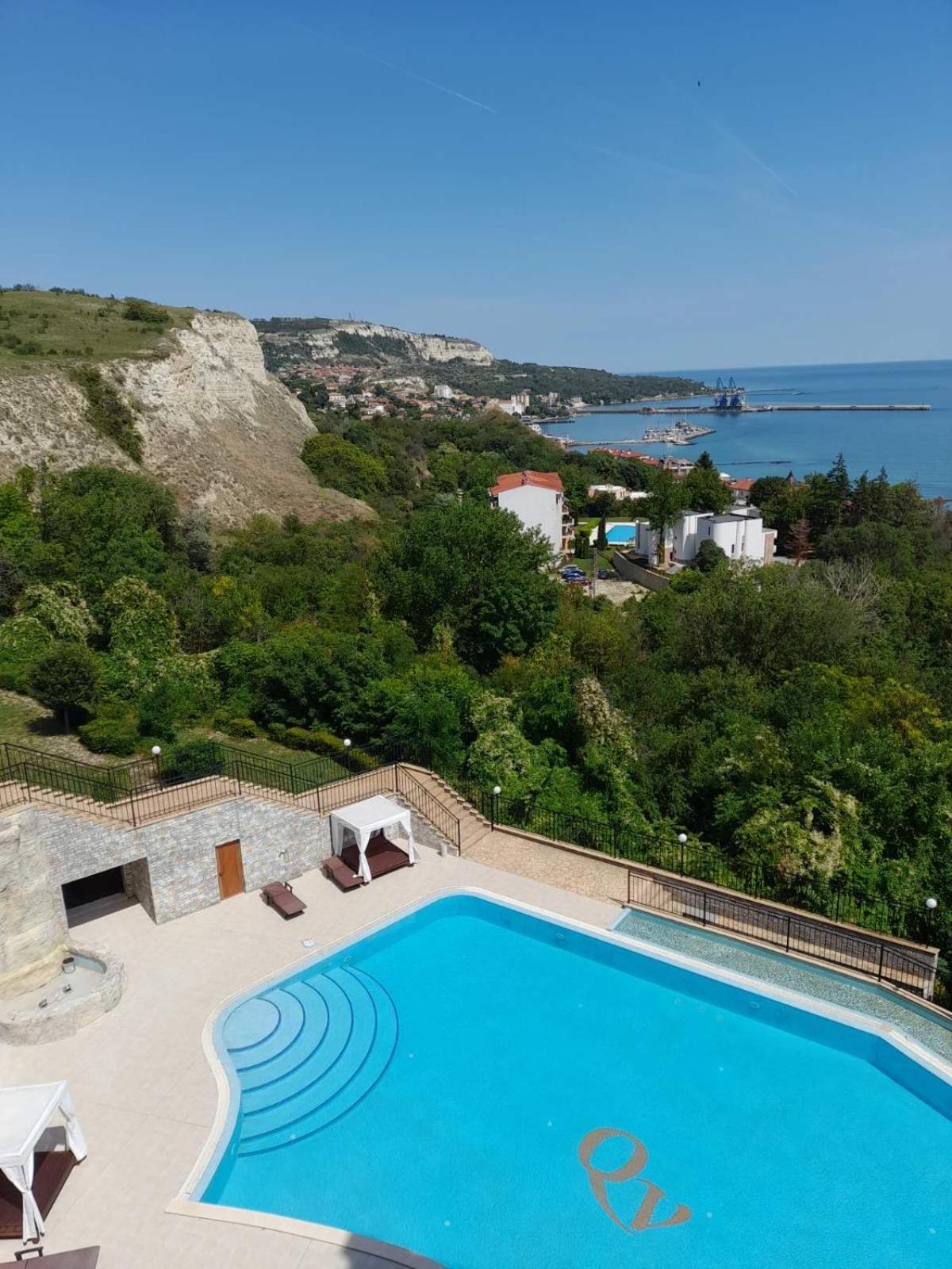 Queen'S Palace Balchik Apartment Luaran gambar