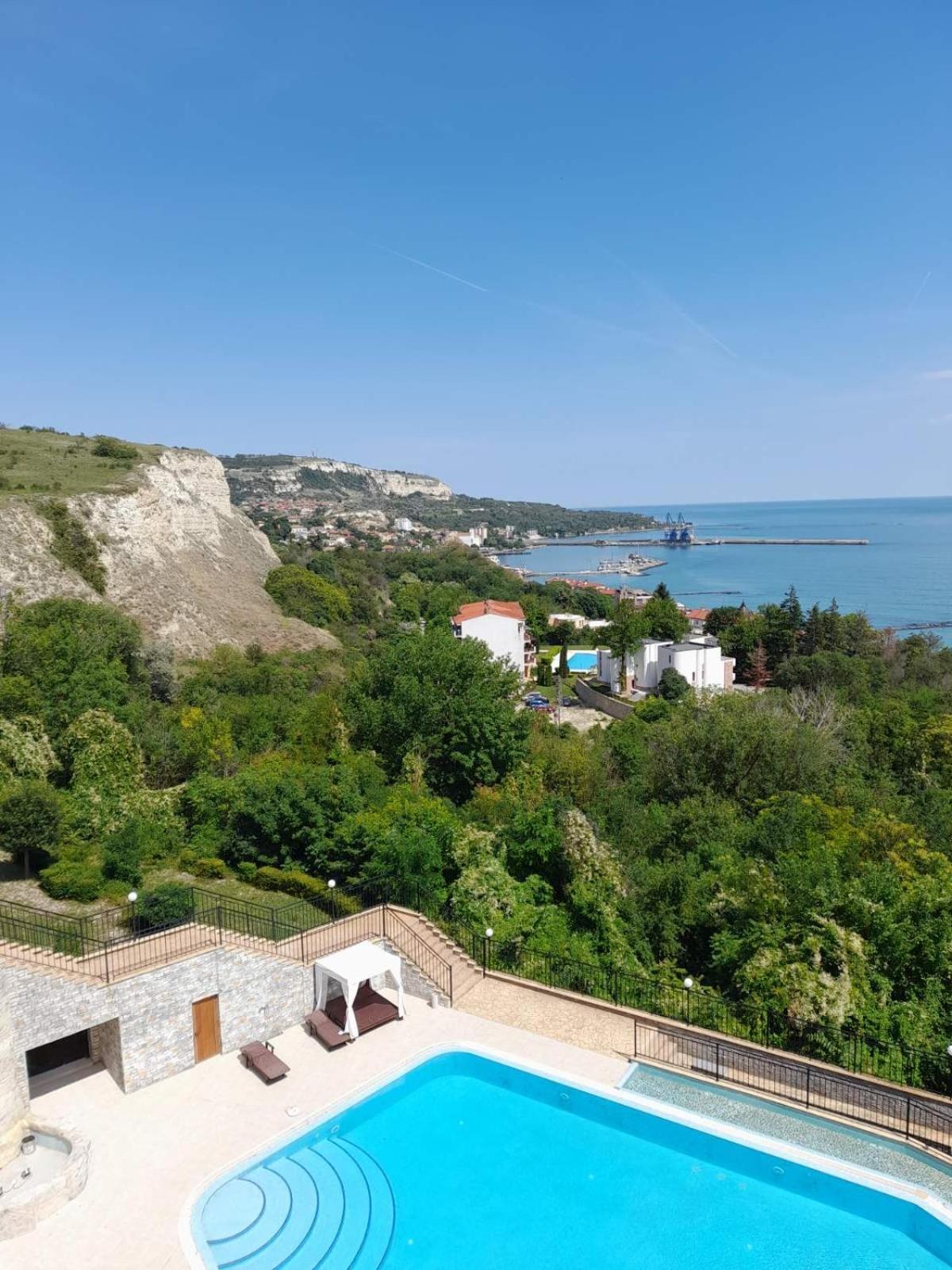 Queen'S Palace Balchik Apartment Luaran gambar